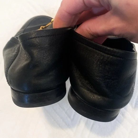 Gucci Black Leather Loafers with horse but Gold hardware - Picture 4 of 8